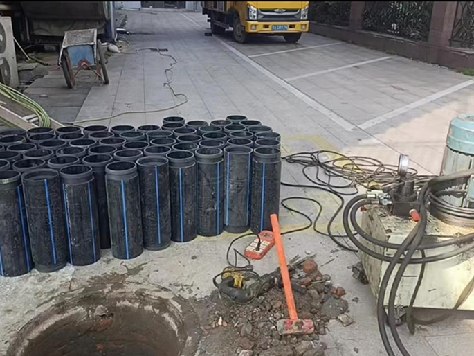 枣阳PE置换管厂家 DN315置换管 非开挖管短管置换